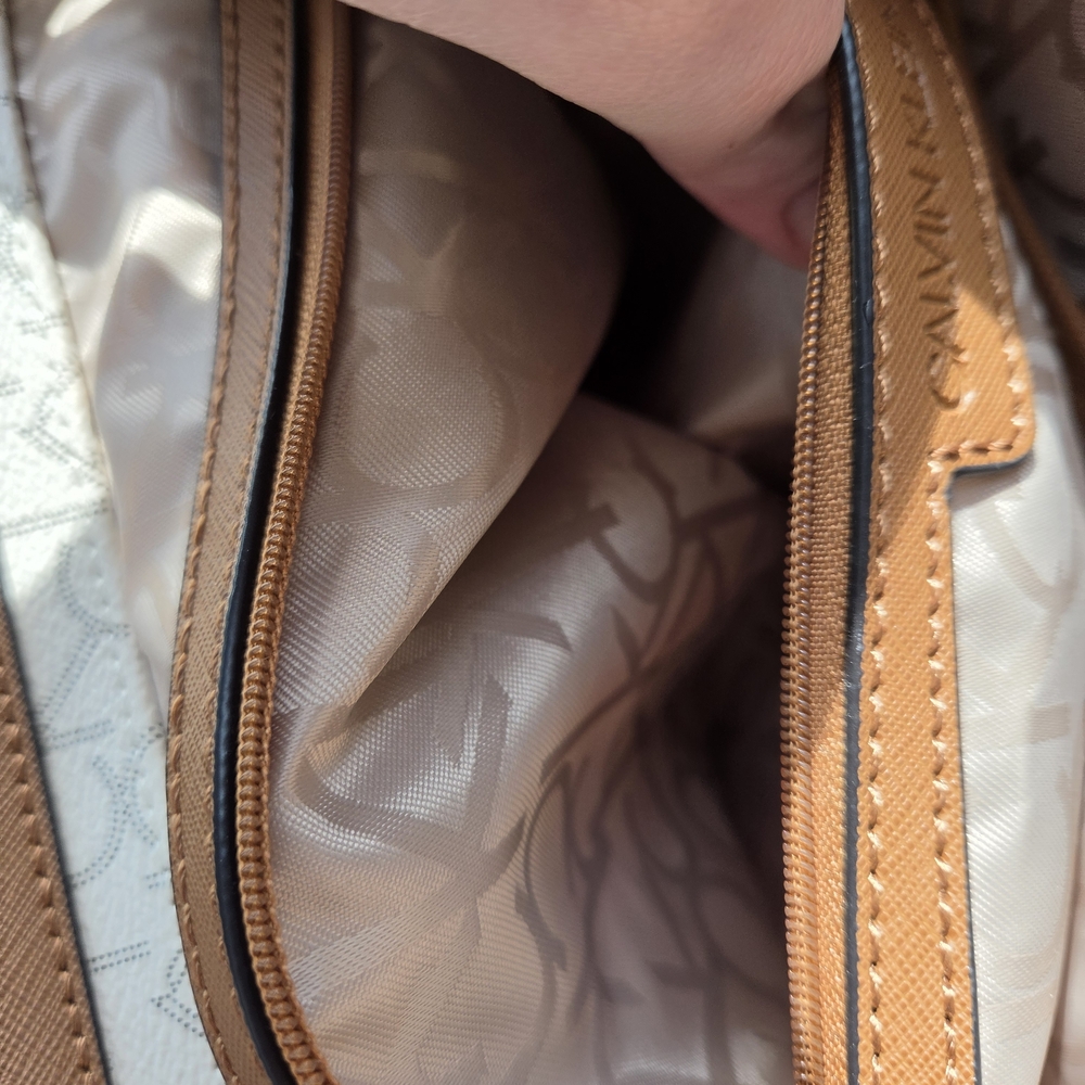 Calvin Klein Hudson Cargo Signature BackPack NWOT - Picture 8 of 9